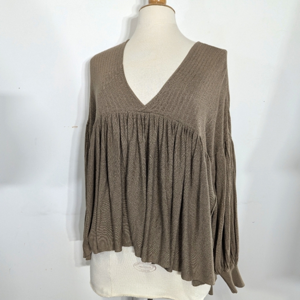 Free People Mushroom Brown V-Neck Pleated Top Oversized Cropped Balloon Sleeve L
